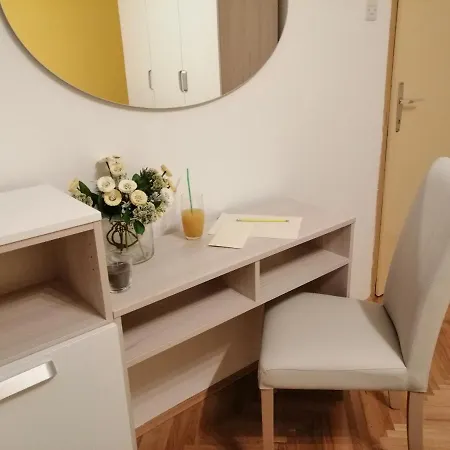 Apartment Ljiljana
